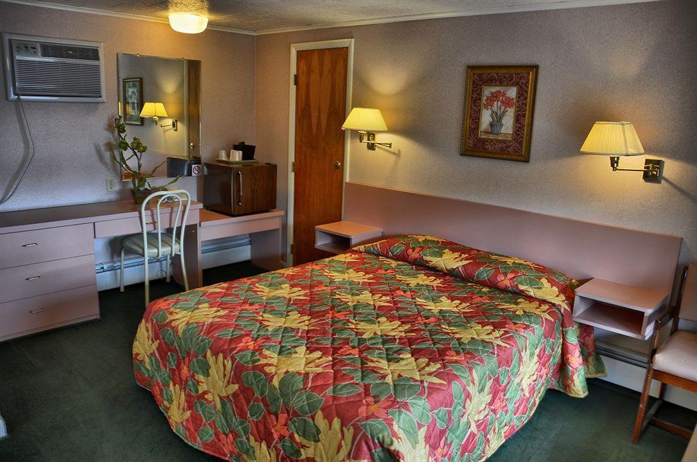 O'Sullivan'S Motel Lake George Exterior foto